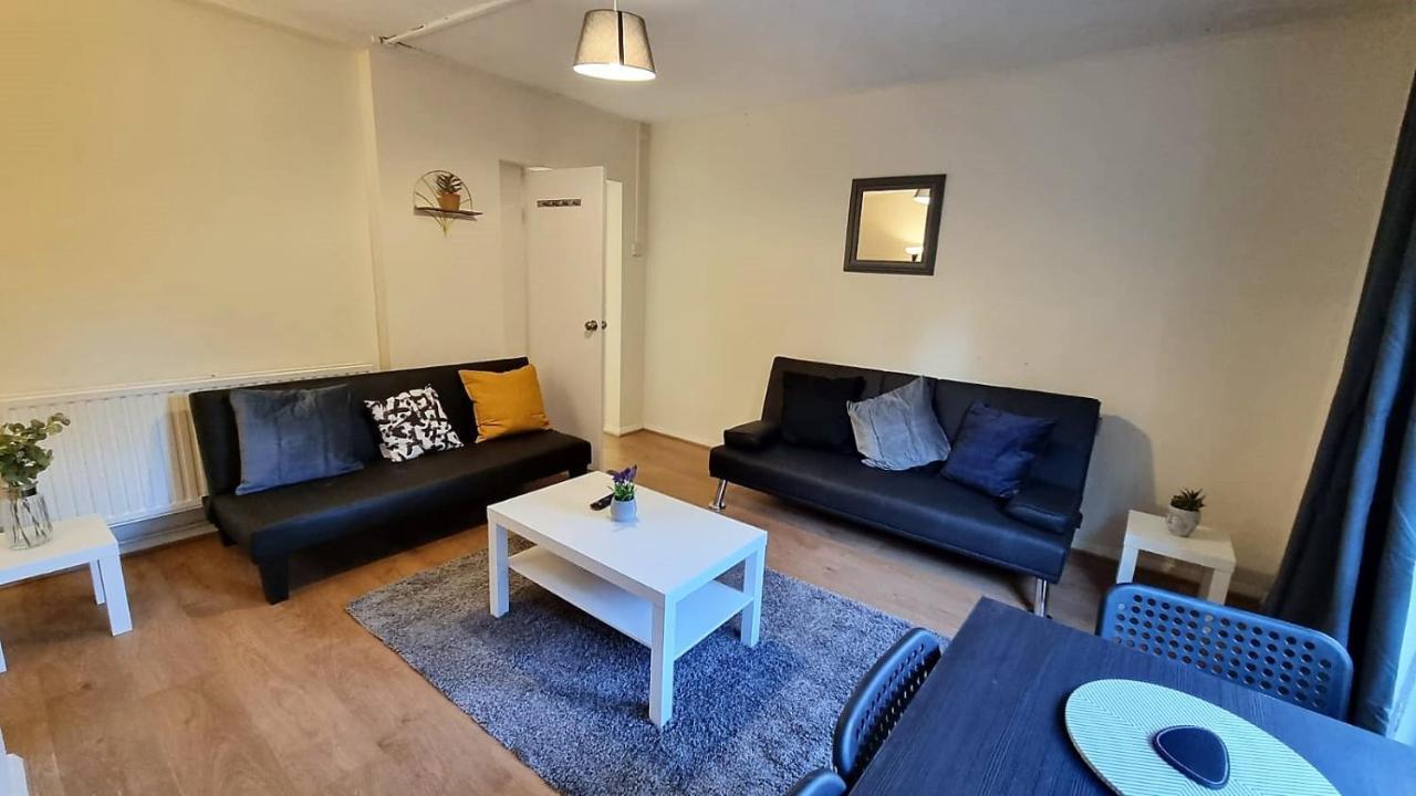 2 Bedroom Apartment In Kennington Londra Exterior foto